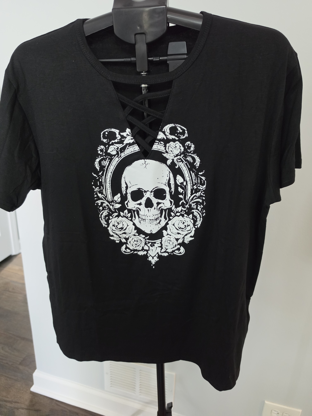 Womens Black Skull Graphic Lace-Up T-Shirt